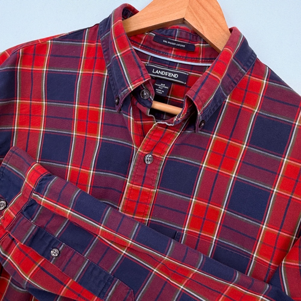 Lands End Sail Rigger Oxford Men Medium Red Navy Plaid Button Down Prep Heritage